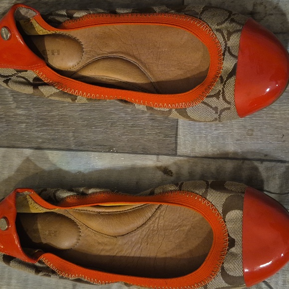 Coach Women's Orange and Brown Ballet Flats - Picture 4 of 9